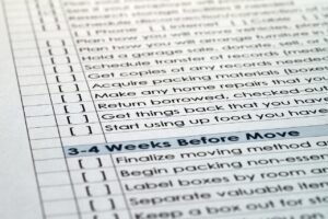 産後セルフチェックで骨盤を確認するためのPDFはどこで入手できる？